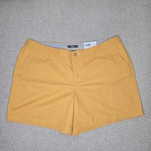 Natural Reflections Women's Yellow Shorts 20W NWT